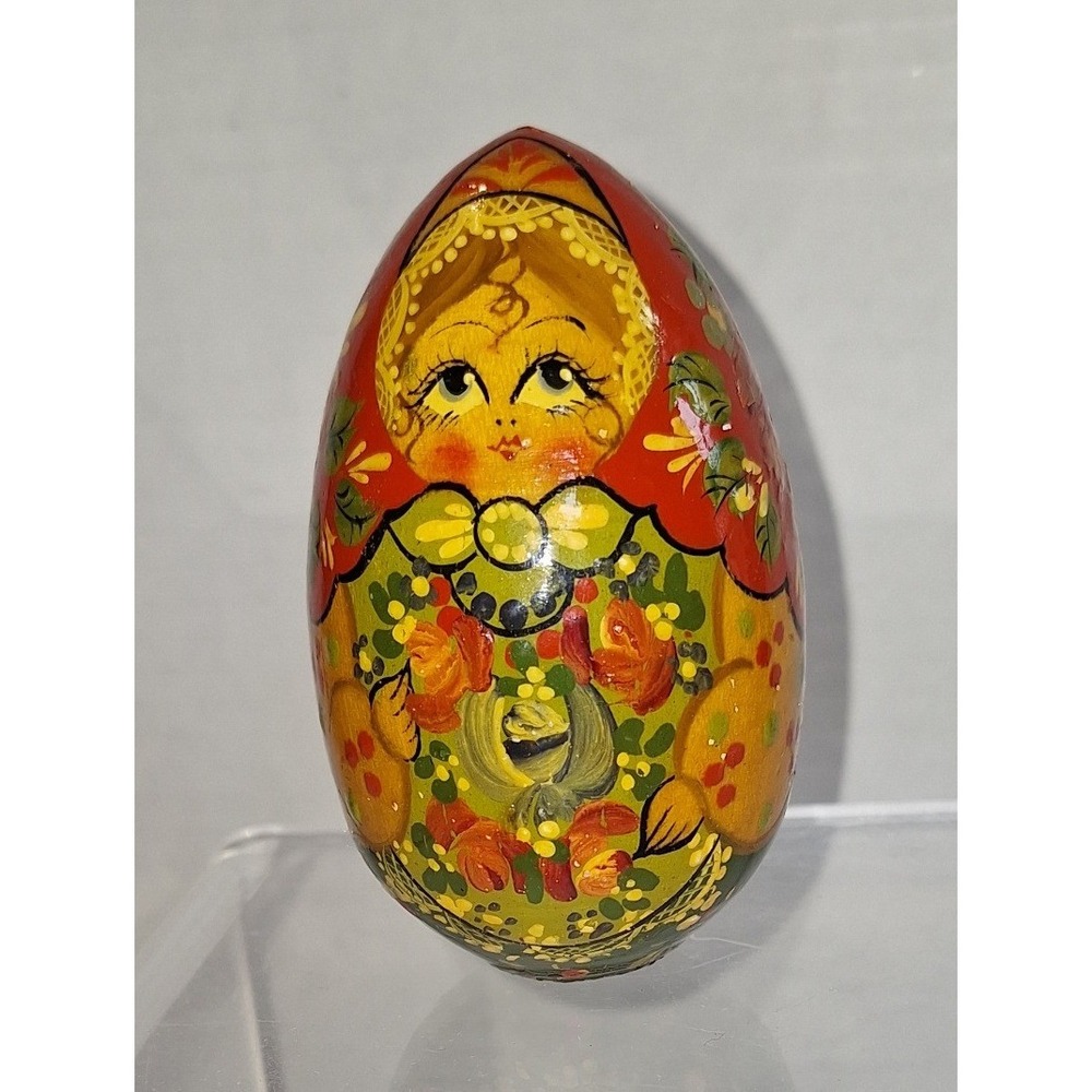 Vintage Russian Hand Painted Wooden Egg Matryoshka Folk Art Red Green 3 Inch